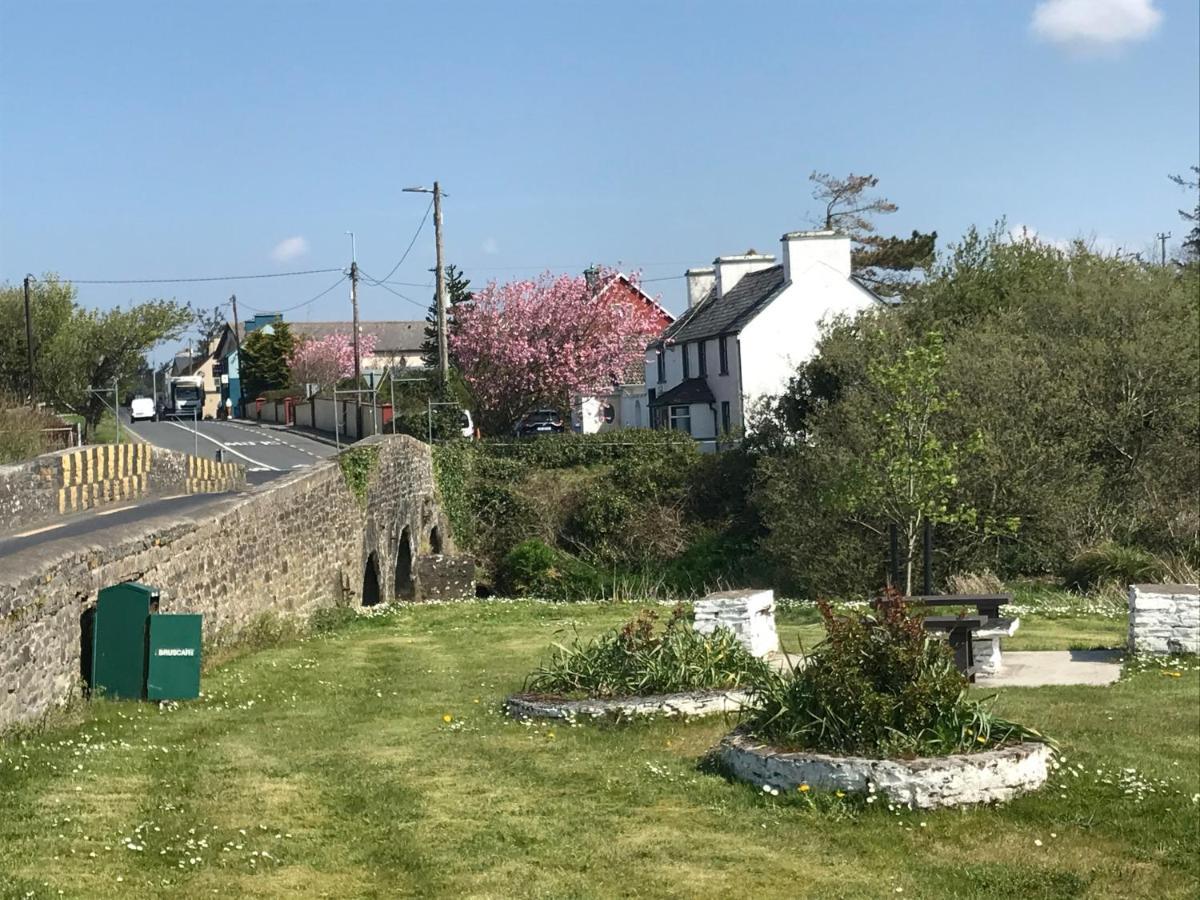 Cree River Cottage Creegh Dış mekan fotoğraf